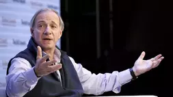 Investor miliarder AS Ray Dalio. (Sumber: YouTube/ NBC)