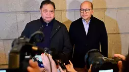 Menteri Koordinator Bidang Perekonomian, Airlangga Hartarto (kiri) dan Menteri Investasi dan Hilirisasi/Kepala BKPM, Rosan Roeslani (kanan) usai forum Indonesia-Korea Partnership for Resilient Growth di Seoul pada Rabu (1/4/2026) waktu setempat. (Foto: Kemenko Perekonomian)