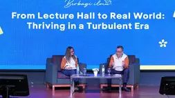 Direktur BCA Haryanto T Budiman (kanan) dan EVP Corporate Communication & Social Responsibility BCA Hera F. Haryn dalam acara BCA Berbagi Ilmu di Binus University, Jakarta. (ist)