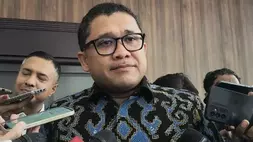 Direktur Jenderal Strategi Ekonomi dan Fiskal (DJSEF) Kemenkeu, Febrio Kacaribu di kantor Badan Komunikasi (Bakom) RI, Kamis (9/4/2026). (B-Universe Photo/Akmalal Hamdhi)