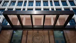 Gedung The Federal Reserve (The Fed).