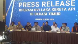 Konferensi pers hasil identifikasi 10 jenazah korban kecelakaan kereta api di Bekasi Timur, di RS Polri, Kramat Jati, Jakarta Timur, Selasa (28/4/2026). Foto: Yustinus Patris Paat.