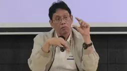 Menteri Keuangan (Menkeu) Purbaya Yudhi Sadewa saat memberikan keterangan pers di Kantor Kementerian Keuangan, Senin (4/5/2026). (B-Universe Photo/Addin Anugrah Siwi)
