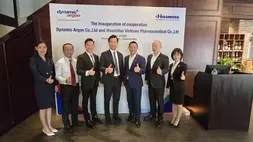 PT Medela Potentia Tbk (MDLA) melalui anak usahanya, Dynamic Argon Co., Ltd. (DAC), memperkuat langkah ekspansi bisnis distribusi produk kesehatan di Kamboja. Perseroan menggandeng Hisamitsu Pharmaceutical Co., Ltd. asal Jepang dalam kemitraan strategis untuk memperluas penetrasi pasar. (Foto: Dok Medela)