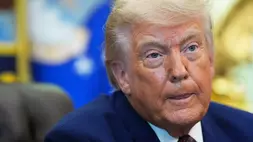 Presiden AS Donald Trump berbicara di Ruang Oval Gedung Putih di Washington, AS. (Foto: AP/ Alex Brandon)