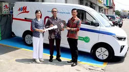Peluncuran armada mobil listrik (EV) pertama PT Medela Potentia Tbk (MDLA). (ist)