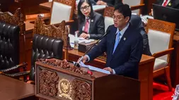 Menteri Keuangan (Menkeu) Purbaya Yudhi Sadewa menyampaikan pendapat akhir mewakili Presiden saat Rapat Paripurna DPR di Kompleks Parlemen, Senayan, Jakarta, Kamis (4/6/2026). Dalam rapat tersebut, DPR menyetujui RUU Perubahan atas Undang-Undang Nomor 4 Tahun 2023 tentang Pengembangan dan Penguatan Sektor Keuangan (P2SK) menjadi Undang-Undang (UU). (Foto: ANTARA FOTO/Rivan Awal Lingga/tom)