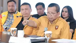 Wakil Ketua Umum (Waketum) DPP Hanura bidang OKK, Akhmad Muqowam saat  konferensi pers di kantor DPP, Jakarta, Rabu (10/6/2026).
