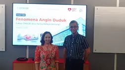 Dokter spesialis jantung dan pembuluh darah dr Febtusia Puspitasari, SpJP, FIHA, FAsCC, FESC (kiri) dan Head of Brand & Marketing Daewoong Pharmaceutical Indonesia dr dr Wicak Prasetiadi menegaskan angin duduk bukan masuk angin tetapi angina pektoris atau serangan jantung mendadak.