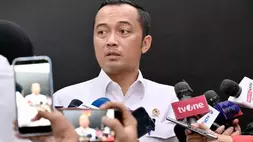 Mensesneg Prasetyo Hadi memberikan keterangannya di kompleks Istana Kepresidenan Jakarta para Kamis, (4/6/2026). (Foto: BPMI Setpres)