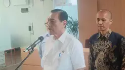 Ketua Dewan Ekonomi Nasional(DEN) sekaligus Ketua Komite Percepatan Transformasi Digital Pemerintah (KPTDP) Luhut Binsar Pandjaitan dalam konferensi pers di Kantor DEN pada Rabu (17/6/2026). (Investor Daily/Arnoldus Kristianus)