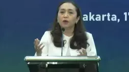 Direktur Eksekutif Yayasan Visi Indonesia Raya Emisi Nol Bersih (ViriyaENB), Suzanty Sitorus, dalam acara Serial Dialog Mineral Kritis bertema Mineral Kritis Indonesia di Tengah Krisis Energi Dunia di kawasan Thamrin, Jakarta, Rabu (17/6/2026). (Tangkapan layar: B-Universe Photo/Addin Anugrah Siwi)