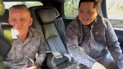 Presiden Prabowo Subianto menggelar pertemuan khusus dengan Menteri Pemuda dan Olahraga (Menpora) yang juga Ketua Umum Persatuan Sepak Bola Seluruh Indonesia (PSSI) Erick Thohir, serta pelatih Timnas Indonesia, John Herdman, di kediaman pribadinya di Hambalang, Bogor, Jumat (19/6/2026). (Foto: B-Universe/ Ricki Harahap)