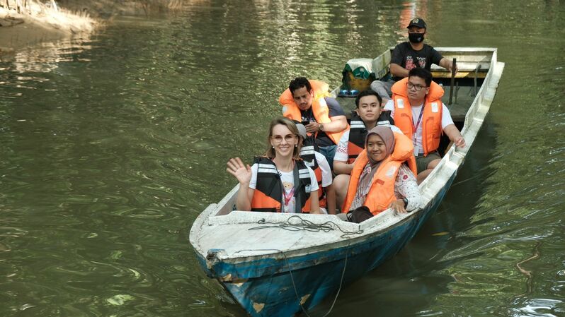 Para delegasi Pra KTT Y20 di Balikpapan menggelar kegiatan susur sungai mangarove di kawasasn tersebut. Sejumlah peserta menyatakan kegagumannya atas hutan mangarove di kawasan tersebut, Minggu (22/5/2022)