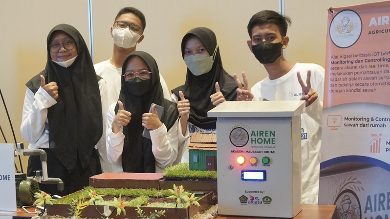 Salah satu tim peserta dan pemenang Akademi Madrasah Digital 2021. (IST)
