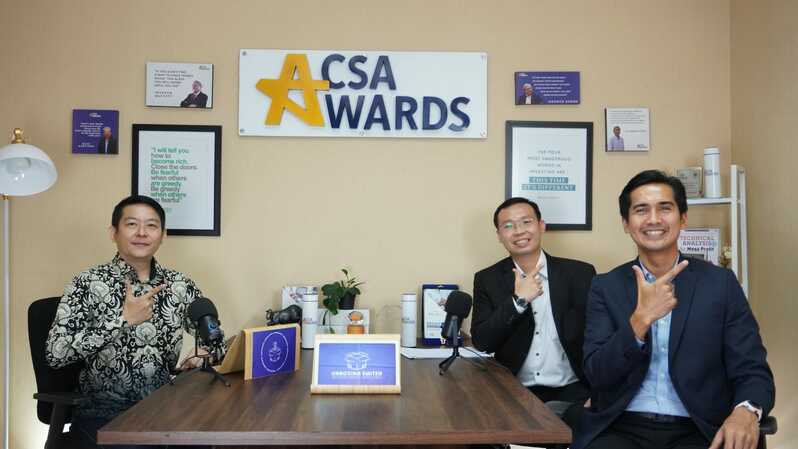 Program Unboxing Emiten via CSA Awards. Ki-ka: Aria Santoso (host), Nathanael Sutanto (Head of Investor Relation PT Pelita Samudera Shipping Tbk - PSSI), dan Hariman Chalid (Head of Corporate Communication PT Pelita Samudera Shipping Tbk).