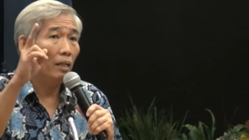 Lo Kheng Hong. (Ist)