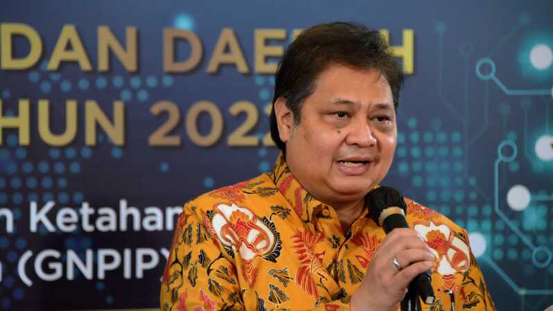 Menteri Koordinator Bidang Perekonomian Airlangga Hartarto saat Rakorpusda Pengendalian Inflasi 2022, di Surabaya, Rabu (14/9/2022).