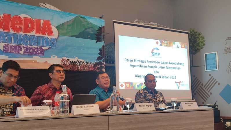 Jajaran Direksi PT Sarana Multigriya Finansial (Persero) atau SMF, dalam Media Gathering SMF 2022 di Banyuwangi, Jumat (4/11/2022)