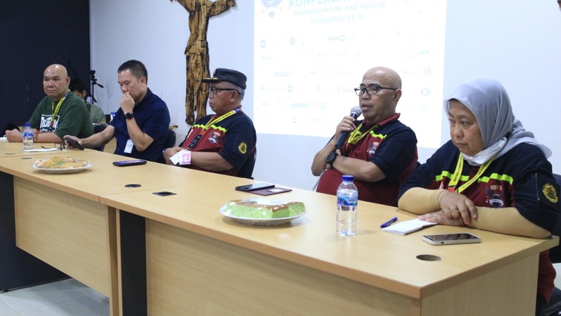 Tim teknologi informasi (TI) PT Bumi Suksesindo (BSI) sebagai tuan rumah bersama tim IT PT Merdeka Copper Gold Tbk bekerja keras untuk membangun digitalisasi event IFRC ke-19 di Banyuwangi, Jawa Timur. (foto, konferensi pers IFRC ke-19, ist)