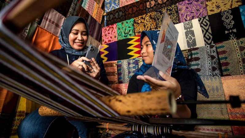 PT Bank Rakyat Indonesia Tbk (BBRI) atau BRI mampu mencatatkan kinerja positif dengan capaian pertumbuhan kredit di segmen mikro hingga 14,12% year on year (YoY) pada kuartal III tahun 2022. (Foto: Dok. BRI)