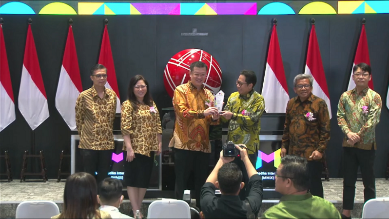 Seremoni pencatatan perdana saham PT Multi Medika Internasional Tbk (MMIX) pada Selasa (6/12/2022). (Ist)