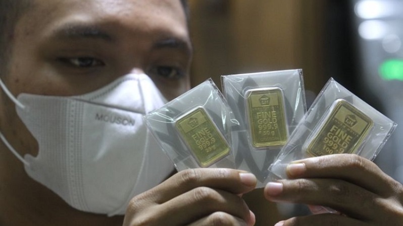 Harga Emas Antam Naik Rp 1.000 Per Gram Hari Ini