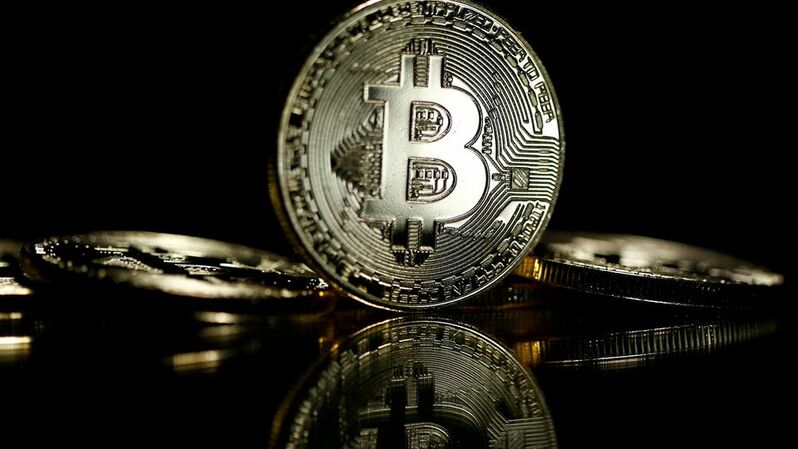 Pasar Kripto Goyah, Bitcoin Anjlok 11% dalam Sepekan