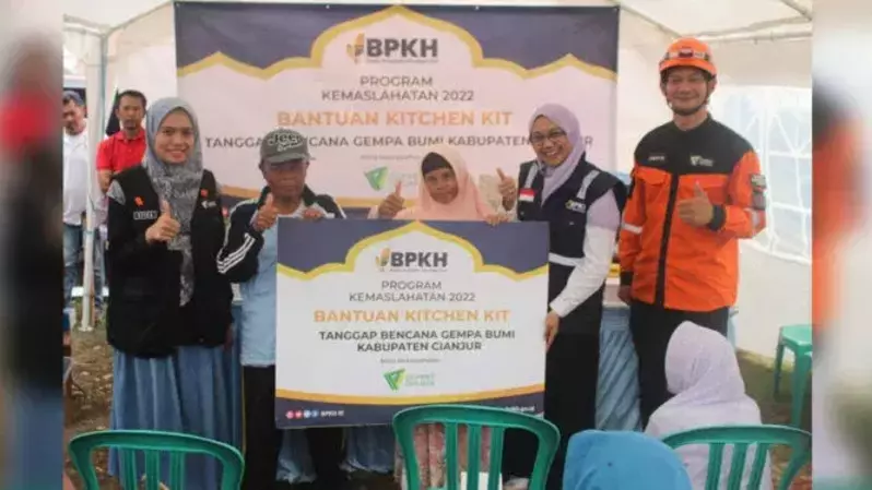 BPKH Bersama DD Distribusikan Bantuan Alat Dapur bagi Penyintas Gempa Cianjur