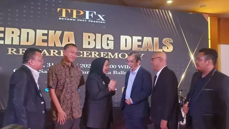 Program "Merdeka Big Deals" yang diadakan PT Trijaya Pratama Futures dengan merek dagang TPFx Indonesia di Jakarta, Selasa (31/1/2023). (Ist)