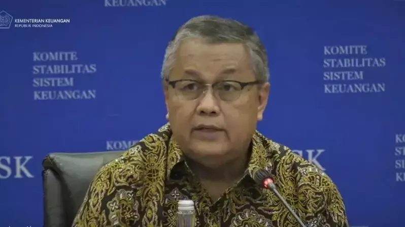 Gubernur Bank Indonesia Perry Warjiyo dalam konferensi pers Hasil Rapat Berkala KSSK I Tahun 2023 di Kantor Kementerian Keuangan, Selasa (31/0/2023). (B-Universe Photo/Arnoldus Kristianus)