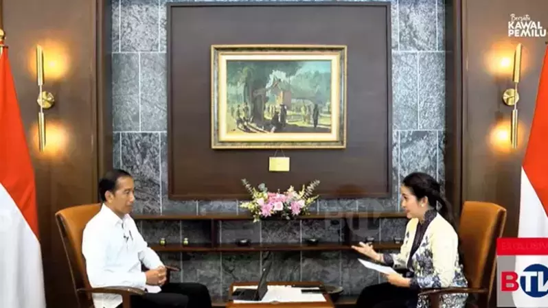 Presiden Jokowi dalam wawancara bersama Direktur Pemberitaan B-Universe Apreyvita Wulansari di program BeritaSatu Spesial bertajuk Tantangan dan Harapan, yang disiarkan secara langsung oleh BTV, Selasa (31/1/2023).