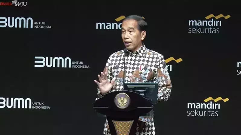 Presiden Jokowi dalam acara Mandiri Investment Forum di Hotel Fairmont, Senayan, Jakarta, Rabu (1/2/2023).