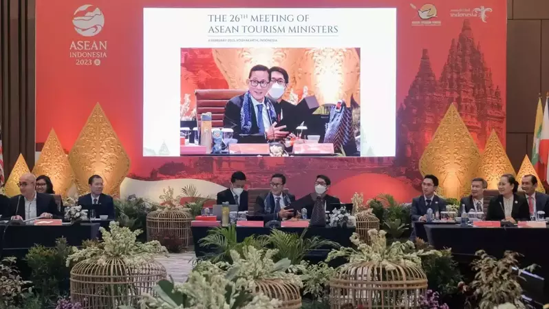 Menparekraf Sandiaga dalam acara Breakfast Meeting yang diinisiasi oleh US-ABC sebagai mitra strategis ASEAN, di Marriot Hotel Yogyakarta, Sabtu (4/2/2023). Foto: Kemenparekraf