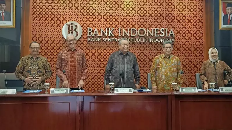 Gubernur Bank Indonesia Perry Warjiyo dalam konferensi pers Hasil Rapat Dewan Gubernur (RDG) Bulanan Bulan Maret 2023 pada Kamis (16/03/2023).