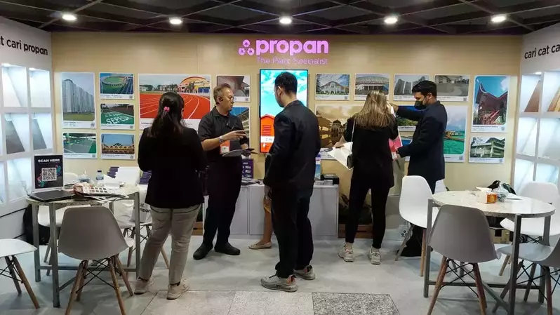 Propan Raya, pemain cat nasional, tampil all out di pameran arsitektur ARCH:ID yang kembali hadir di ICE BSD, Tangerang, 16-19 Maret 2023. (ist)