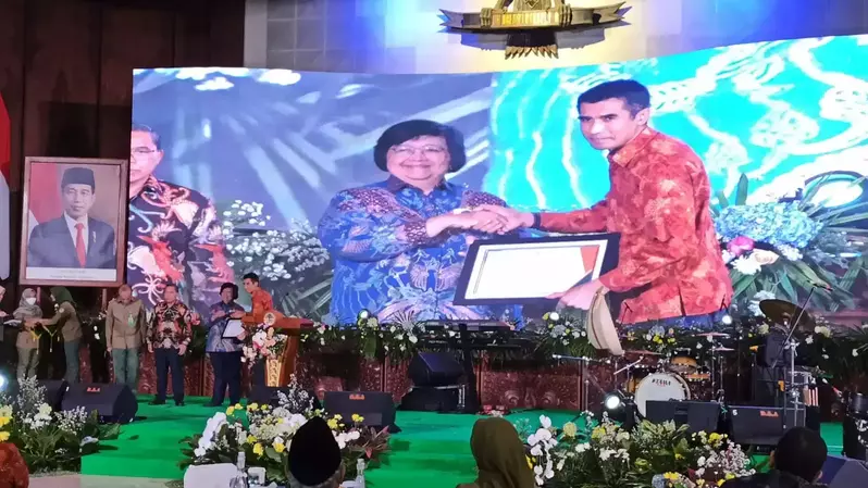 PT Tunas Inti Abadi Terima Penghargaan dari KLHK