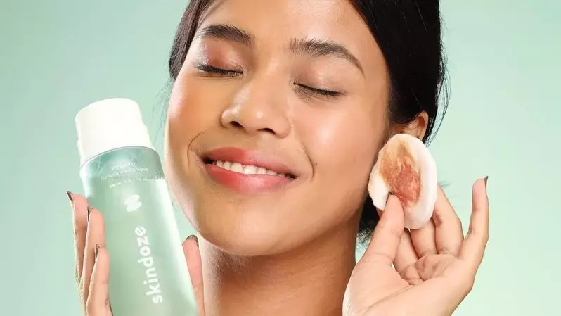 Wajib Tahu, Ini Tahapan Basic Skincare Penting Untuk Memperkuat Skin ...