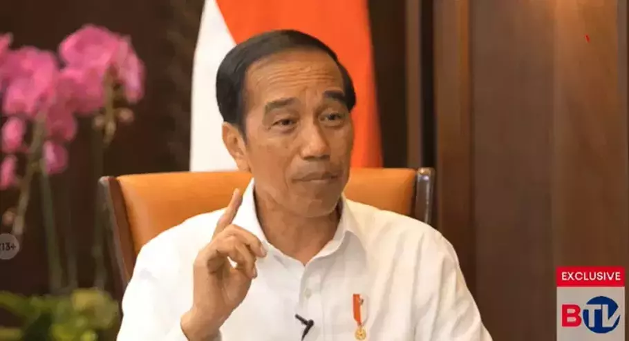 Presiden Jokowi dalam program BeritaSatu Spesial bertajuk "Tantangan dan Harapan", yang disiarkan secara langsung oleh BTV, Selasa (31/1/2023).