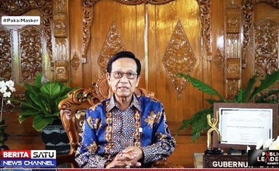 Jokowi Lantik Hamengku Buwono X Dan Paku Alam X Sebagai Gubernur Dan ...