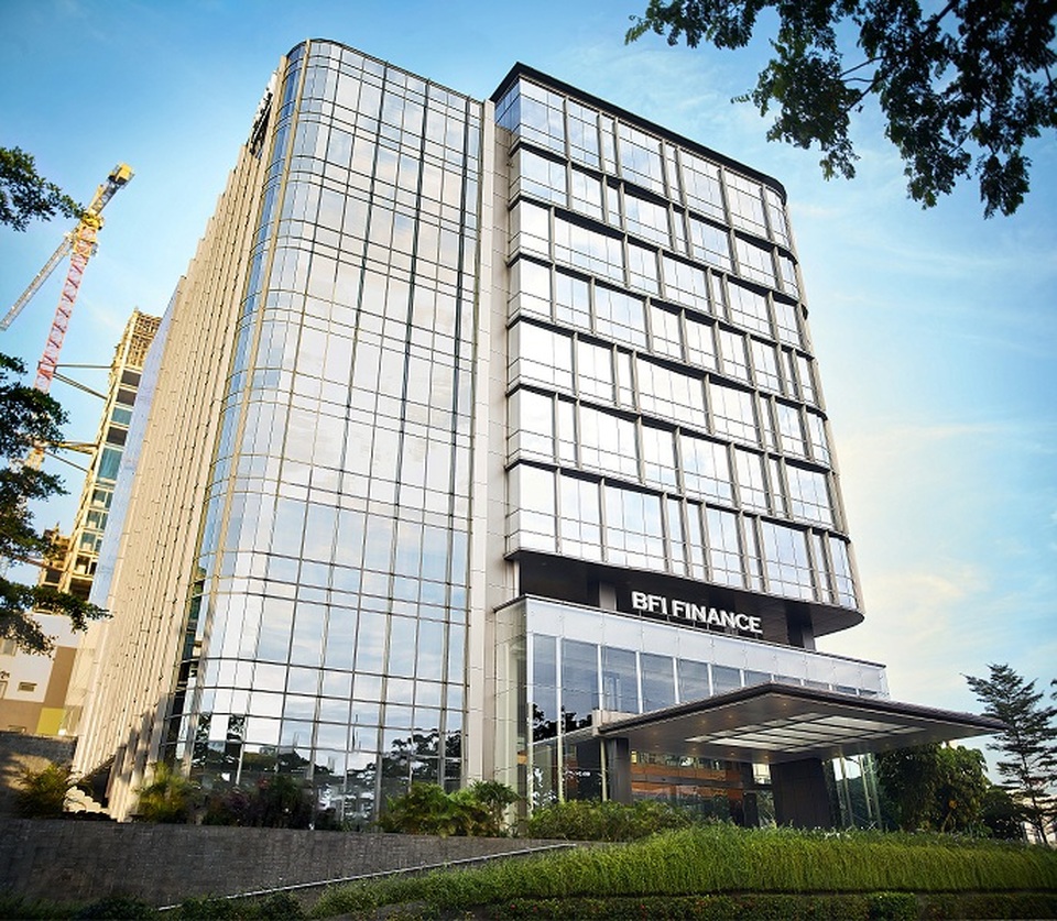 Foto Gedung BFI Finance Head Office di Serpong