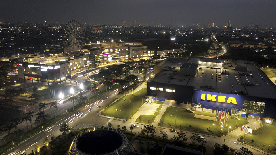 Ikea cabang Jakarta Garden City Resmi dioperasikan oleh PT Modern Land Realty Tbk (MDLN). 