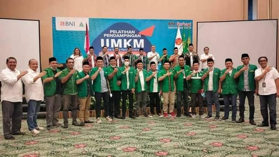 Gerakan Pemuda (GP) Ansor menggelar pelatihan pendampingan usaha mikro, kecil dan menengah (UMKM) di Manado, Sulawesi Utara, Jumat (10/12).  