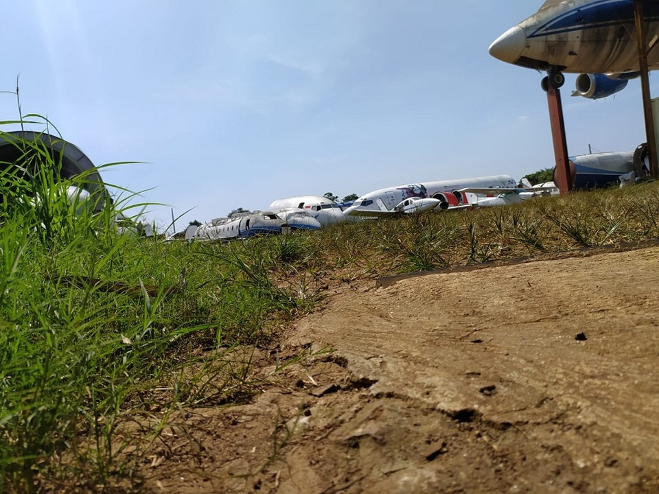 Bangkai pesawat di Kilometer 45 Kampung Jampang, Desa Pondok Udik, Kecamatan Kemang, Kabupaten Bogor,  Foto: BeritasatuPhoto/Vento Saudale.