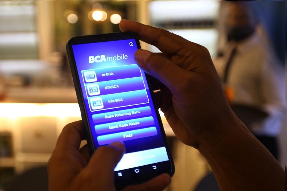 Mobile Banking BCA Eror, Nasabah Mengeluh