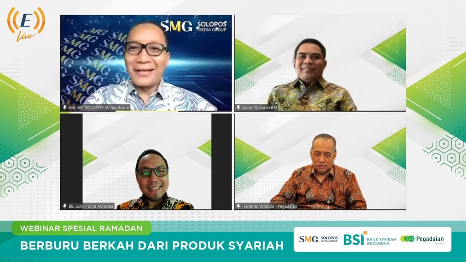 (dari kiri kanan atas bawah) Presiden Direktur Solopos Media Group Arief Budisusilo, Direktur Sales & Distribution PT Bank Syariah Indonesia Tbk Anton Sukarna, Kepala Bursa Efek Indonesia (BEI) Solo M. Wira Adibrata, dan Direktur Pemasaran dan Pengembangan Produk PT Pegadaian Harianto Widodo dalam Webinar Spesial Ramadan Berburu Berkah dari Produk Syariah yang diselenggarakan secara daring oleh Solopos Media Group (19/04/2022).