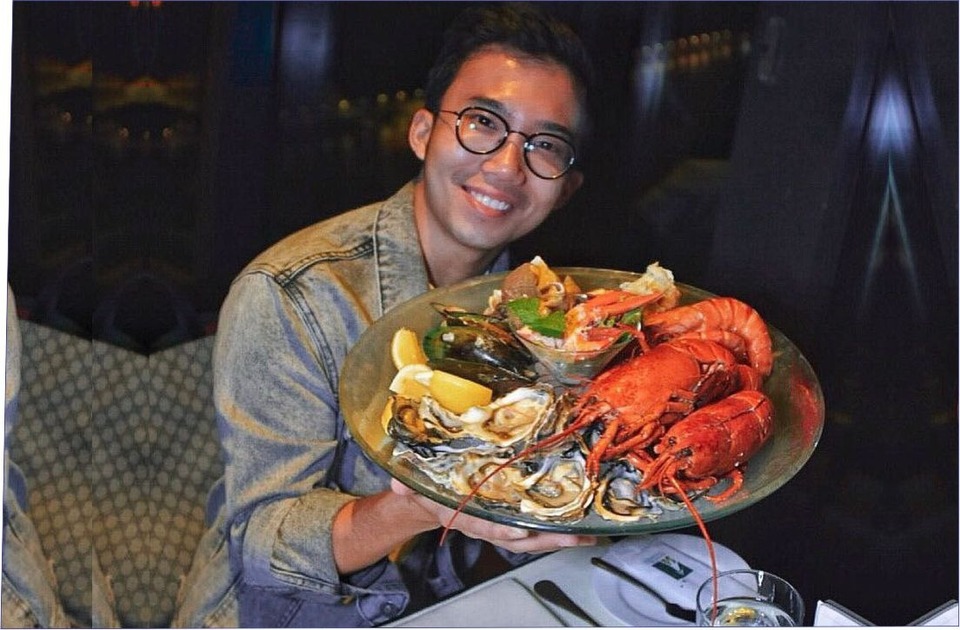 Andre Sarwono Ceritakan Pengalaman Makan Kuliner Ekstrem Lewat Akun @makanterusss 