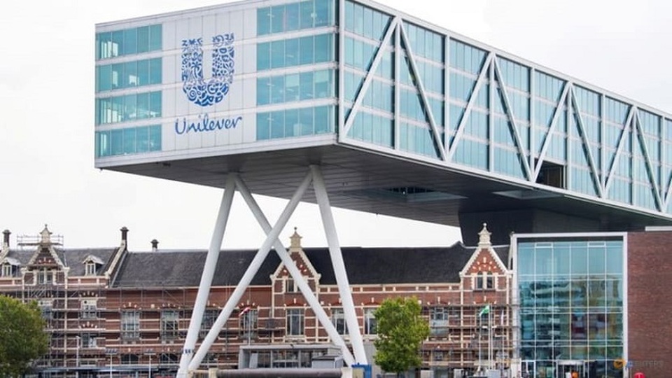 Kantor pusat Unilever di Rotterdam, Belanda pada 21 Agustus 2018. (FOTO: REUTERS/Piroschka van de Wouw/File Photo)