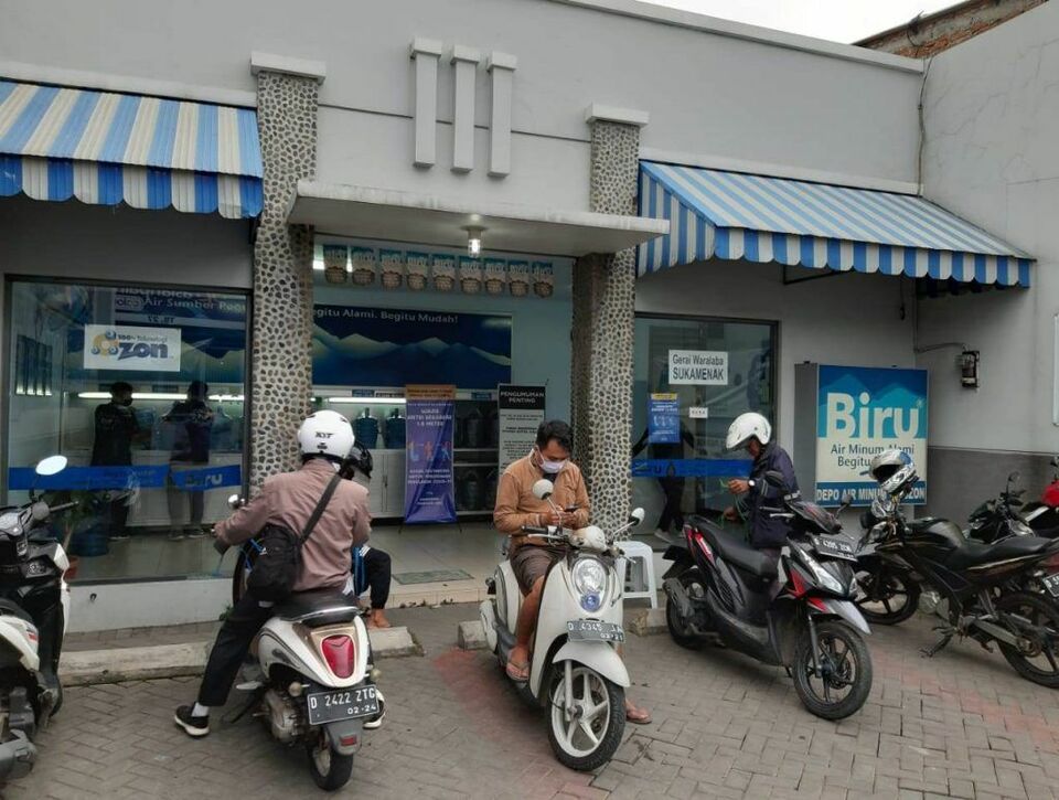 Depo Air Minum BIRU.