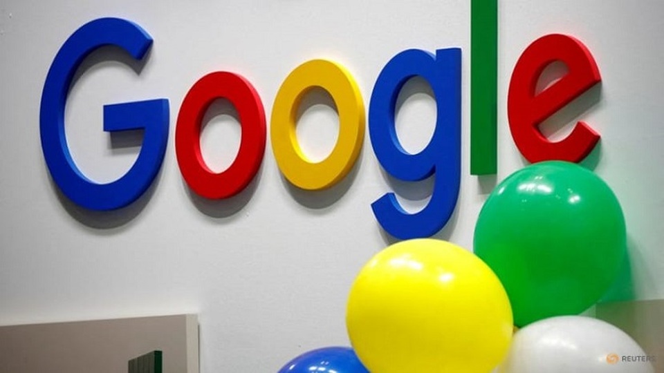 Logo Google terlihat di acara pertemuan high profile dan high tech leader Viva Tech di Paris, Prancis pada 16 Mei 2019. (FOTO: Reuters/Charles Platiau)